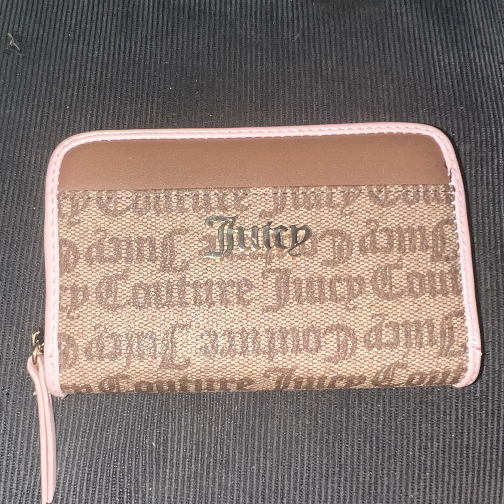 Juicy couture wallet